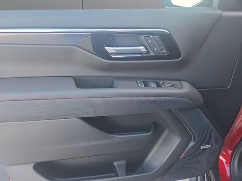 New 2026 Chevrolet Tahoe RST w/ RST Performance Edition AWD/4WD image 30