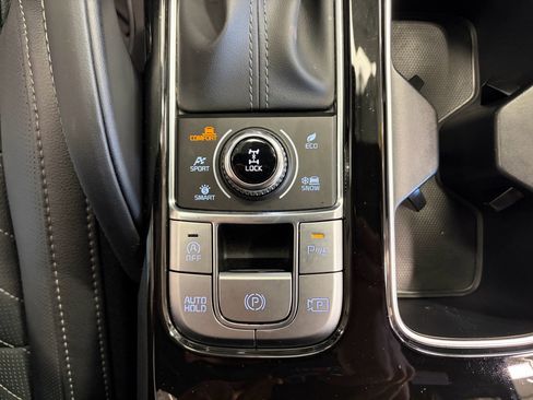 Used 2025 Kia Telluride SX X-Line AWD/4WD image 30