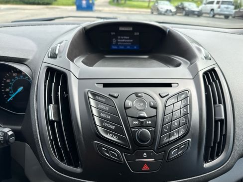Used 2016 Ford Escape SE w/ SE Cold Weather Package AWD/4WD image 20