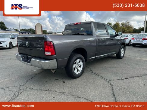 Used 2021 RAM 1500 Classic SLT image 5