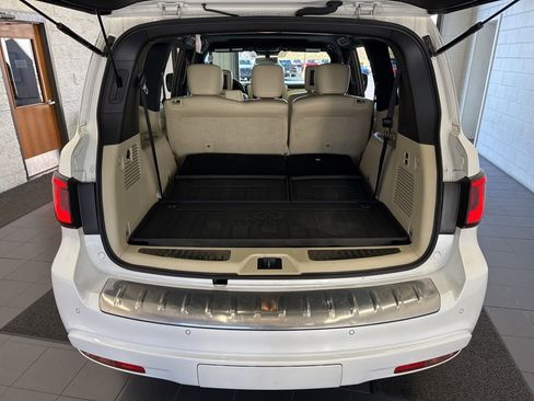 Used 2021 INFINITI QX80 Sensory w/ All-Season Package image 9