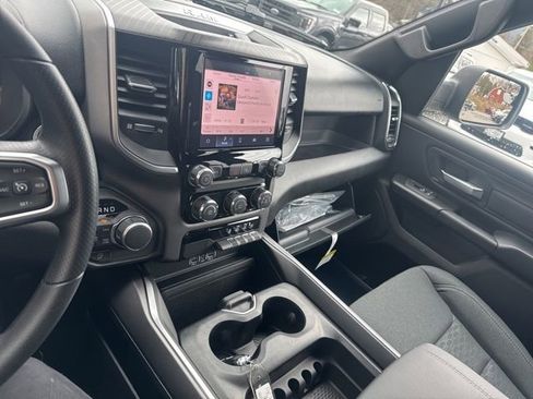 New 2026 RAM 1500 Express AWD/4WD image 24