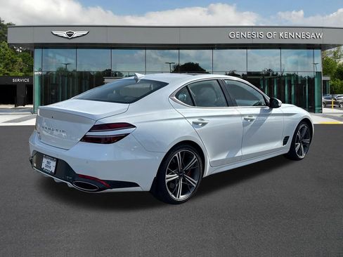 Used 2025 Genesis G70 2.5T w/ Sport Prestige Package image 7