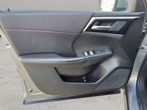 Used 2023 Mitsubishi Outlander SE FWD image 24
