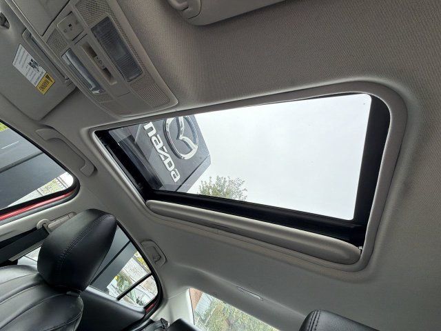 Used 2018 MAZDA MAZDA3 Touring FWD image 21