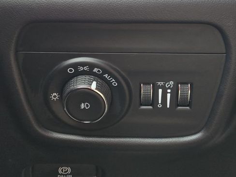 Used 2025 Jeep Grand Cherokee L Summit AWD/4WD image 27