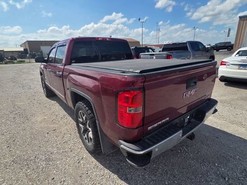 Used 2015 GMC Sierra 1500 SLE w/ All-Terrain Package AWD/4WD image 4