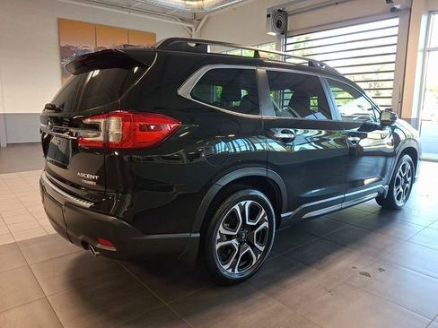 Certified 2025 Subaru Ascent Touring AWD/4WD image 6