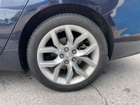 Used 2018 Chevrolet Impala Premier FWD image 52