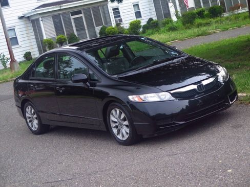 Used 2011 Honda Civic EX-L image 19