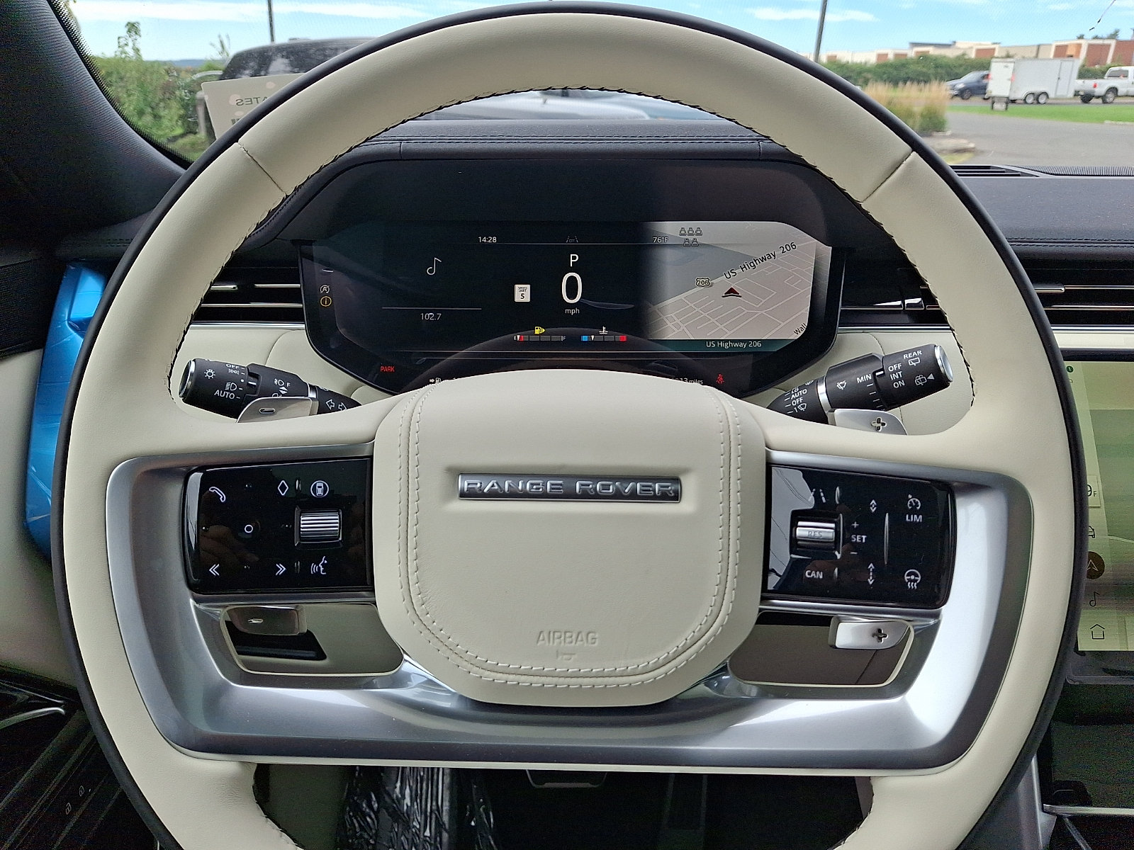 New 2027 Land Rover Range Rover Long Wheelbase SE AWD/4WD image 14
