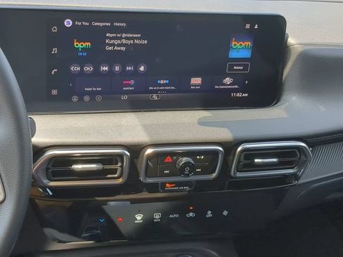 New 2026 Nissan Sentra SV w/ Floor Mat Package FWD image 18