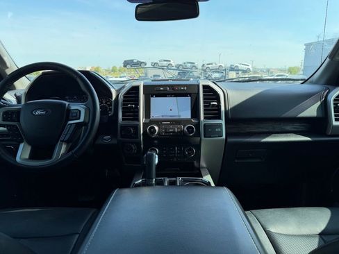 Used 2019 Ford F150 Lariat w/ Equipment Group 502A Luxury image 18