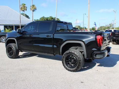 Used 2024 GMC Sierra 1500 SLT w/ SLT Premium Plus Package AWD/4WD image 7