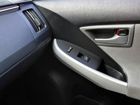 Used 2012 Toyota Prius Two FWD image 23