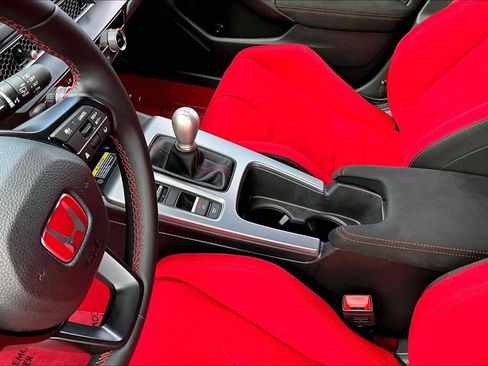 Certified 2025 Honda Civic Type R image 13