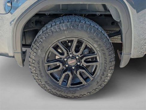 Used 2020 GMC Sierra 1500 4x4 Crew Cab w/ Sierra Value Package image 10