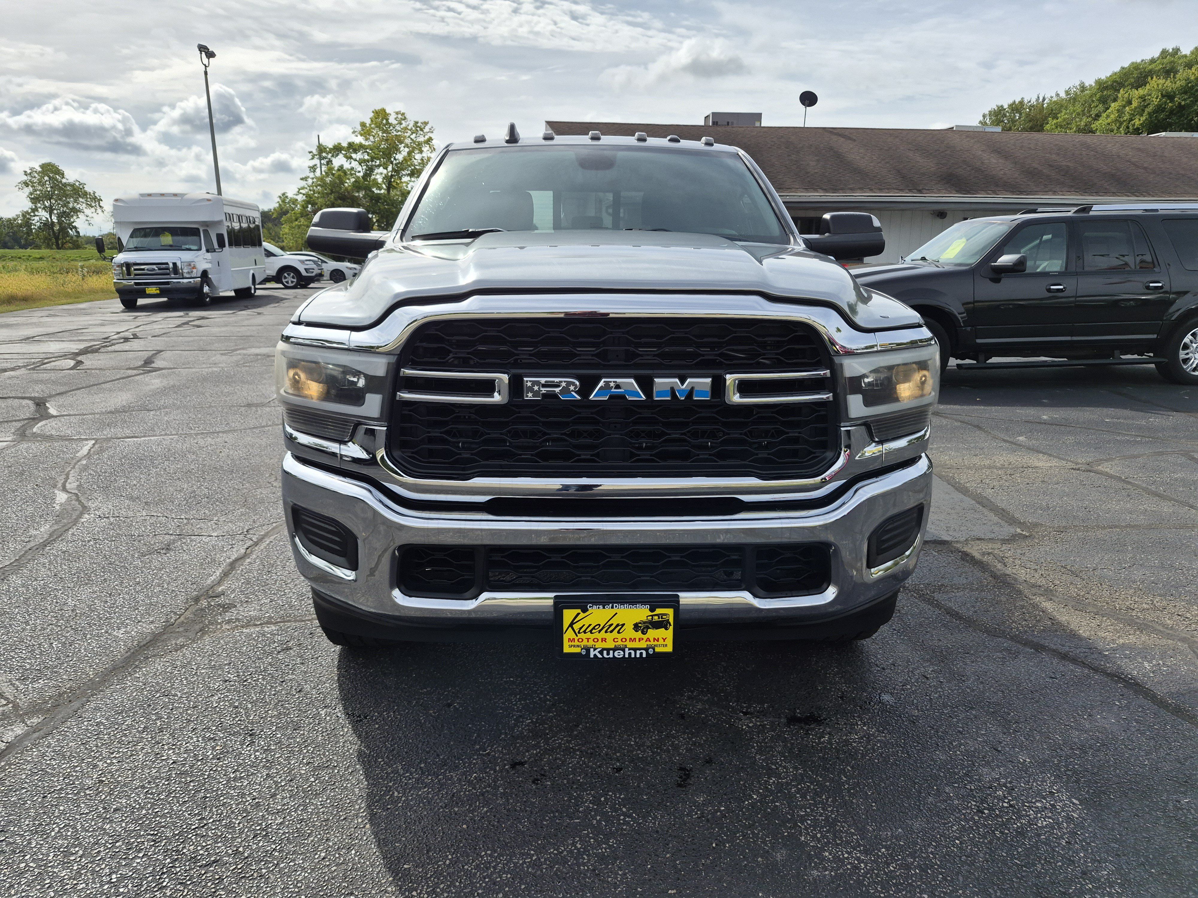 Used 2022 RAM 2500 Tradesman AWD/4WD image 3
