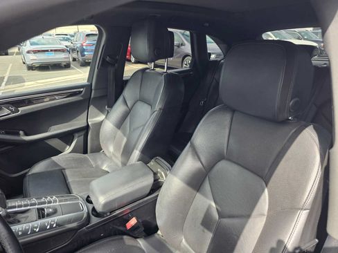 Used 2017 Porsche Macan AWD/4WD image 20