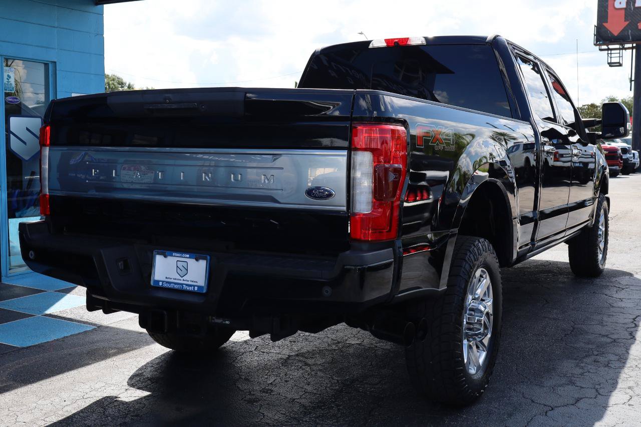 Used 2017 Ford F350 Platinum w/ Platinum Ultimate Package AWD/4WD image 5