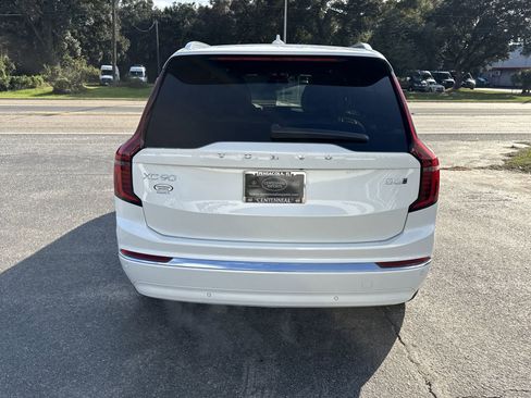 New 2026 Volvo XC90 B6 Plus image 4