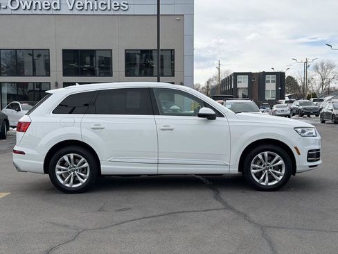 Used 2017 Audi Q7 3.0T Premium Plus image 8