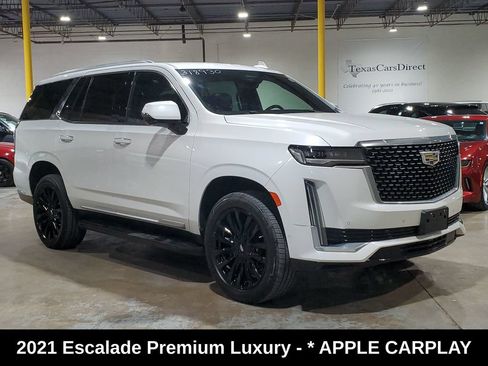 Used 2021 Cadillac Escalade Premium Luxury AWD/4WD image 3