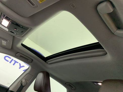 Used 2017 Lexus RX 350 FWD w/ Premium Package image 31