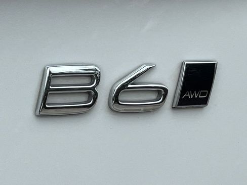 Used 2023 Volvo XC90 B6 Plus w/ Protection Package AWD/4WD image 11