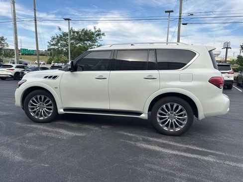 Used 2017 INFINITI QX80 4WD w/ Deluxe Technology Package image 10