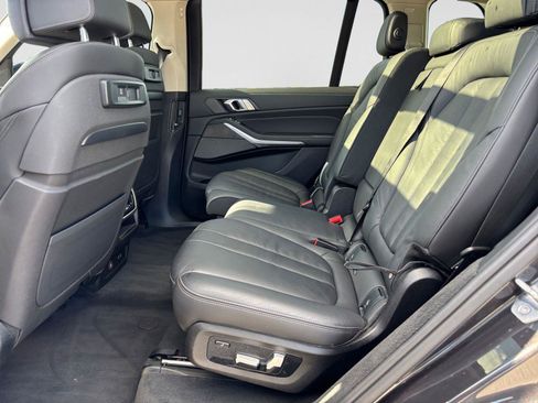 Used 2020 BMW X7 xDrive40i w/ Executive Package AWD/4WD image 40