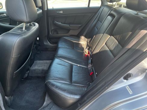 Used 2004 Honda Accord EX image 11