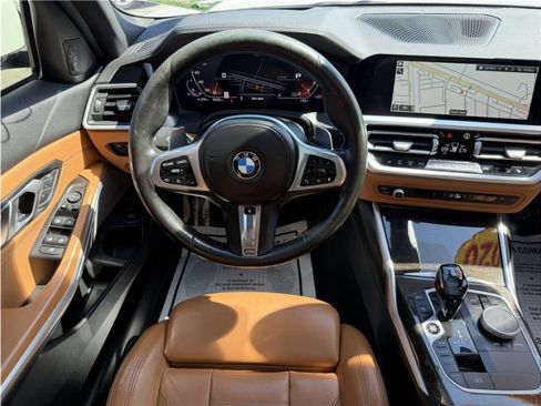 Used 2020 BMW 330i Sedan w/ M Sport Package RWD image 35