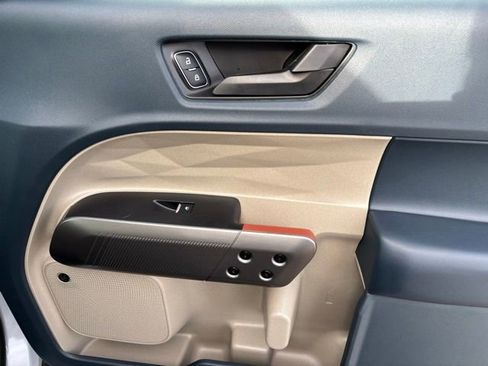 New 2026 Ford Maverick Lariat image 21