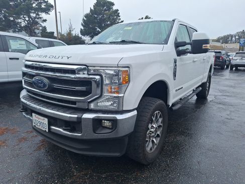 Used 2021 Ford F250 Lariat w/ Lariat Value Package image 3