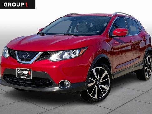 Used 2017 Nissan Rogue Sport SL w/ SL Premium Package image 1