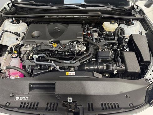 Used 2025 Toyota Camry LE image 41