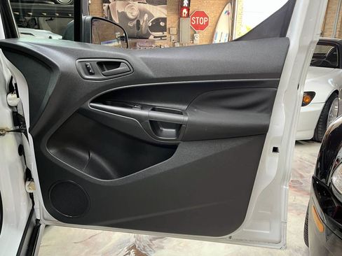Used 2016 Ford Transit Connect XL FWD image 28