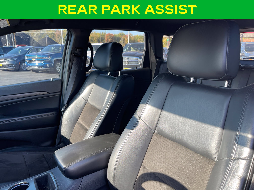 Used 2020 Jeep Grand Cherokee Altitude AWD/4WD image 16