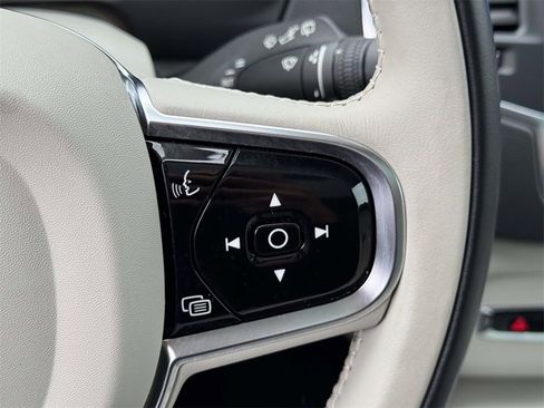 Certified 2024 Volvo XC90 B5 Core w/ Protection Package Premier image 20