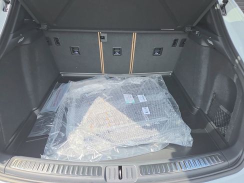 New 2026 Porsche Macan image 31