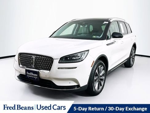 Certified 2022 Lincoln Corsair Reserve w/ Equipment Group 201A image 3