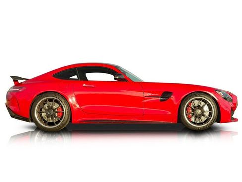 Used 2019 Mercedes-Benz AMG GT R image 2