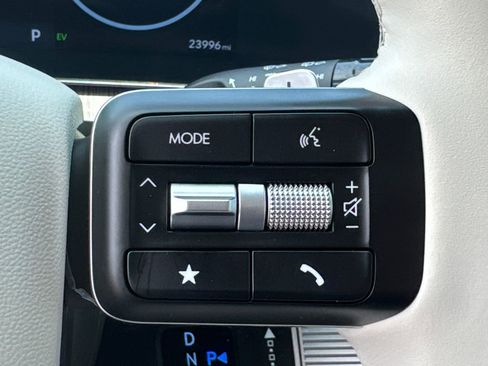 Used 2025 Hyundai Santa Fe Calligraphy AWD/4WD image 26