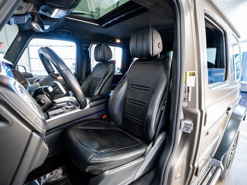 Used 2022 Mercedes-Benz G 550 w/ Exclusive Interior Package image 35