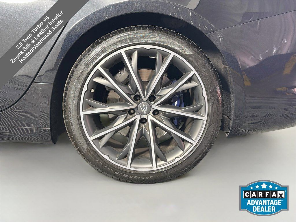Used 2019 Maserati Ghibli S GranLusso AWD/4WD image 33