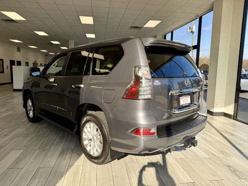 Used 2016 Lexus GX 460 460 w/ Premium Package image 7