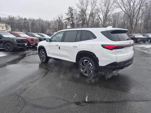 Used 2026 Buick Enclave Sport Touring image 3