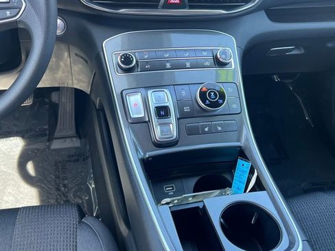 Certified 2022 Hyundai Santa Fe SEL AWD/4WD image 20