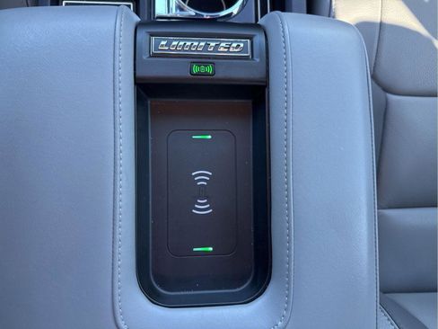 Used 2019 Toyota Tundra Limited image 20